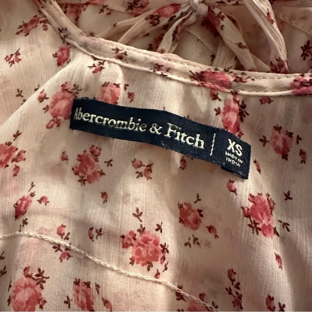 Abercrombie & Fitch Pink Floral Camisole - Picture 3 of 3